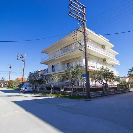 George Laz Apartament Vrasná