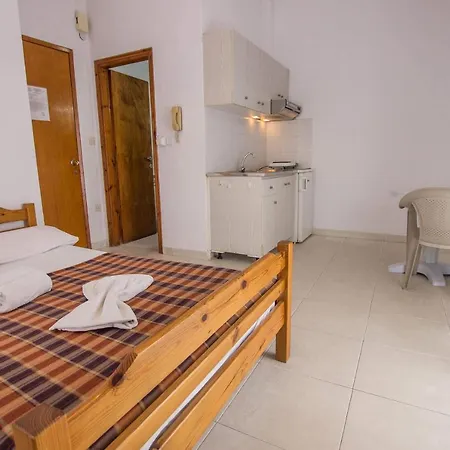 Apartament George Laz