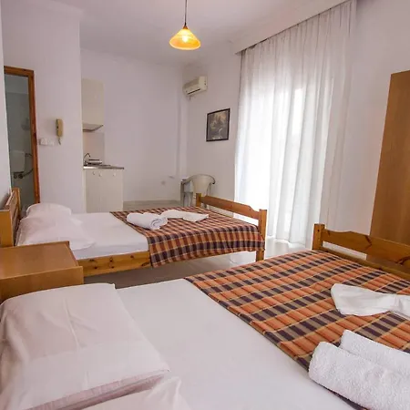 George Laz Apartament *
