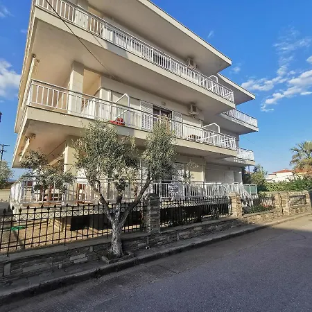 Apartment George Laz Nea Vrasna